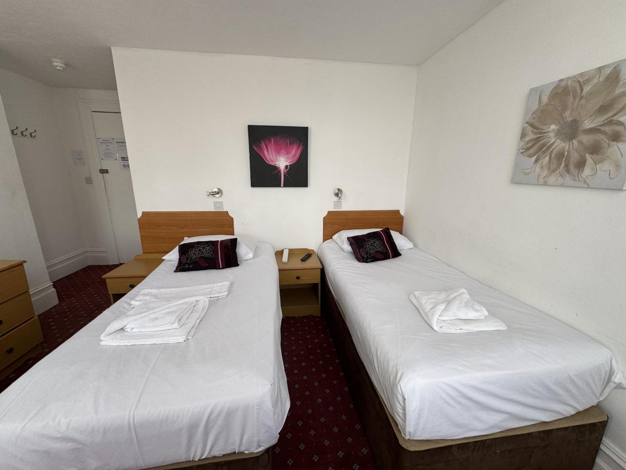 Carlton Court Hotel WTA-toernooi van Eastbourne Buitenkant foto
